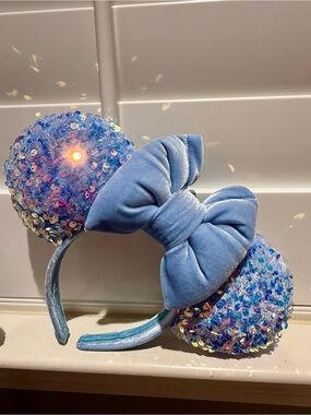 Cinderella Inspired Sequin Minnie Mouse Ears (from Etsy) - NWOT